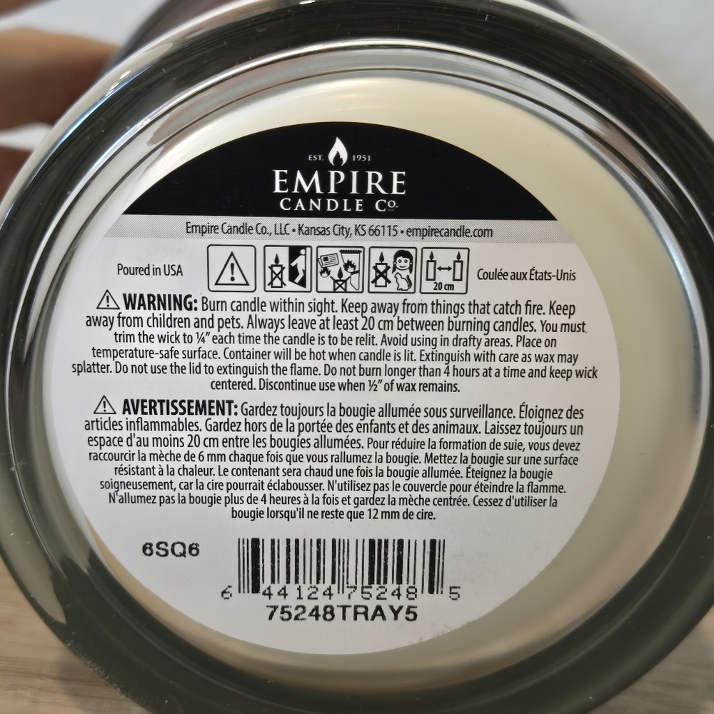 New Tuscany Candle - Down the Chimney - Picture 3 of 3